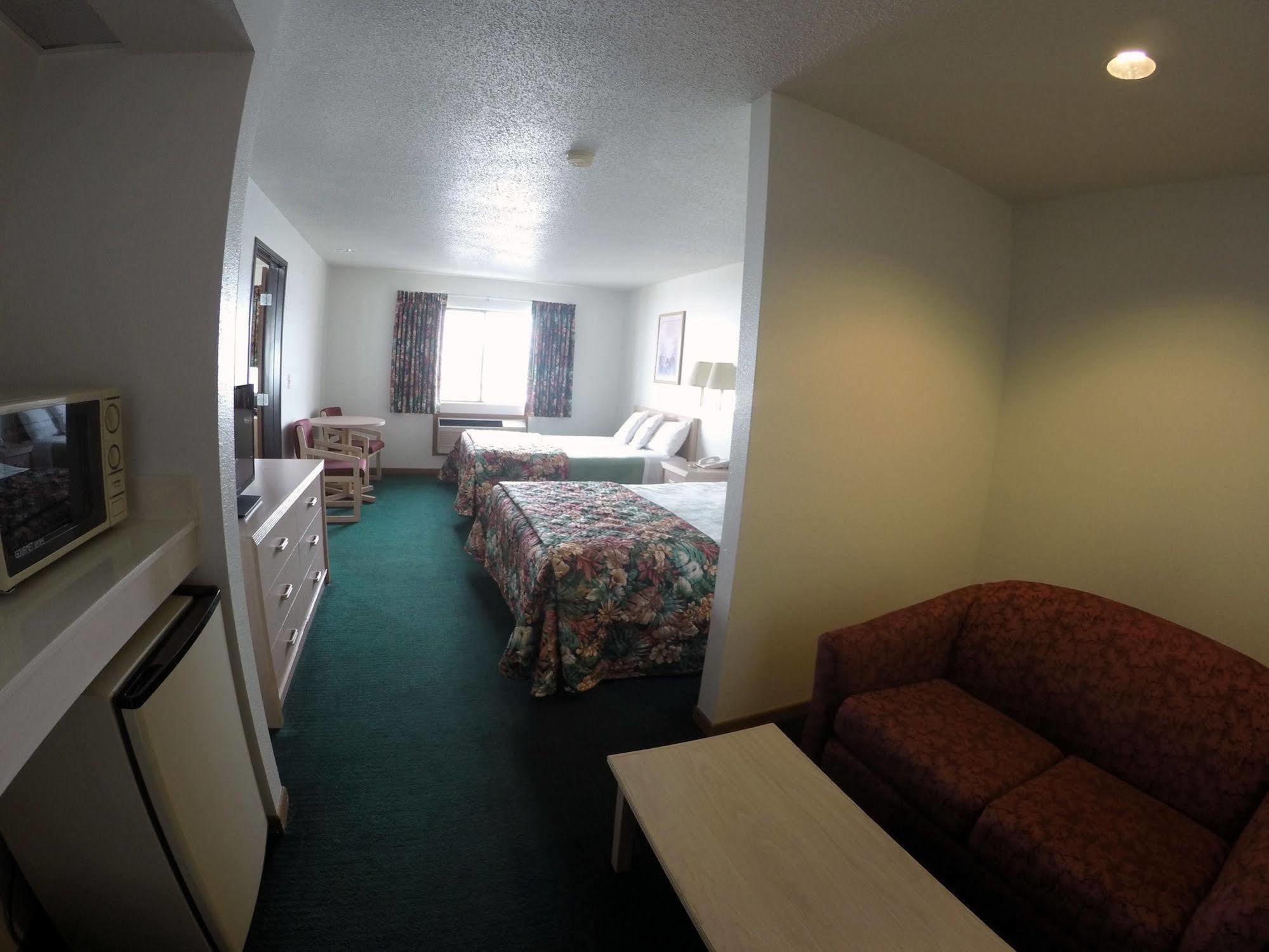Hotel Wingate By Wyndham Wisconsin Dells Waterpark à Lake Delton Extérieur photo